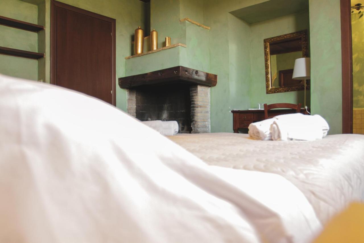Cesano Il Casale Di Gardenia Bed & Breakfast エクステリア 写真