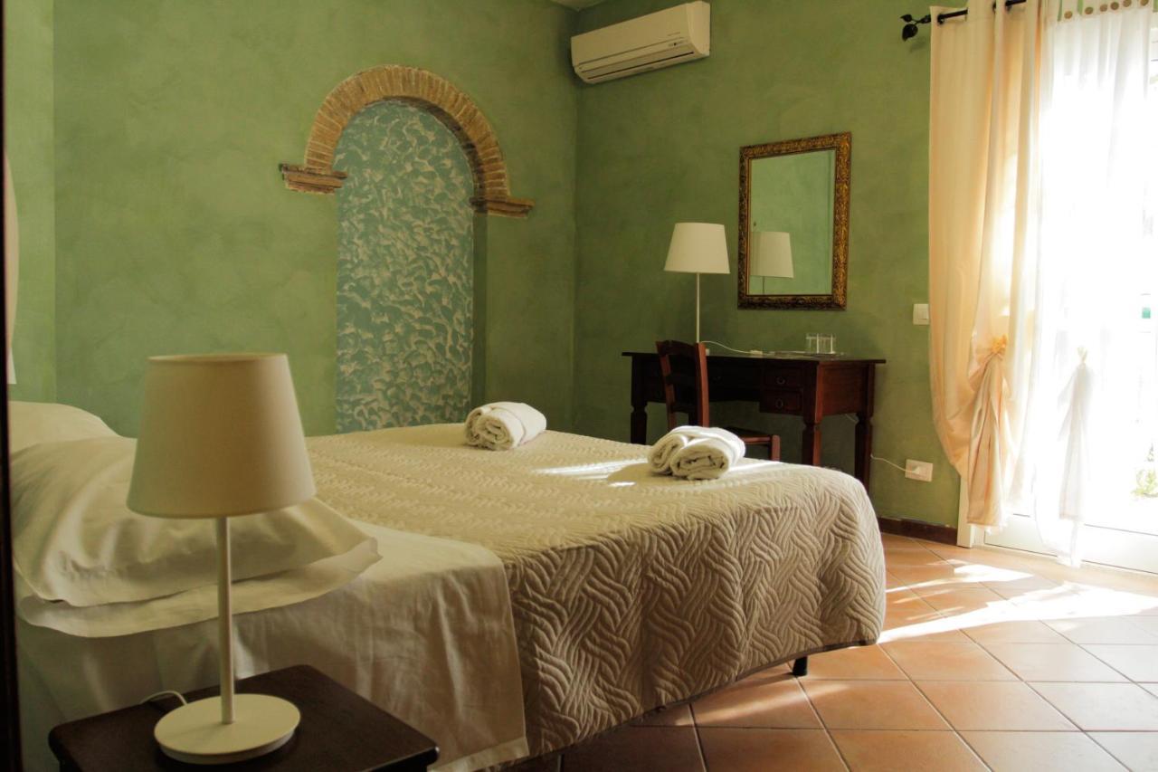 Cesano Il Casale Di Gardenia Bed & Breakfast エクステリア 写真